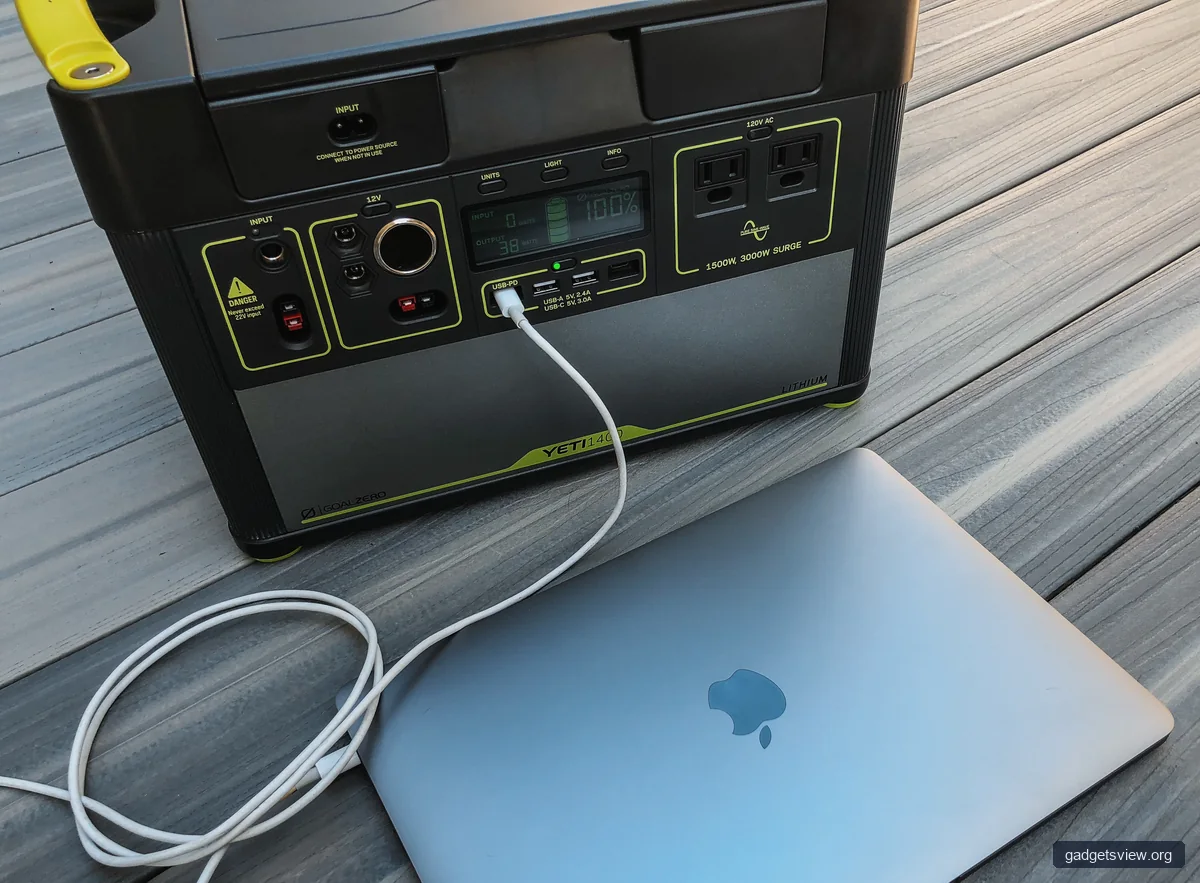 Goal Zero Yeti 1400 Lithium Portable Power Station with WiFi Battery Pack with M